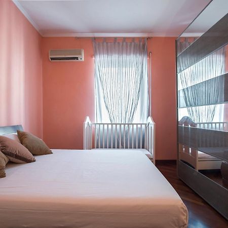 A Poche Fermate Dal Centro - Design Home Rome Bagian luar foto