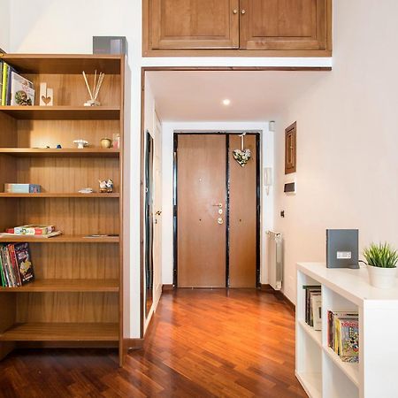A Poche Fermate Dal Centro - Design Home Rome Bagian luar foto