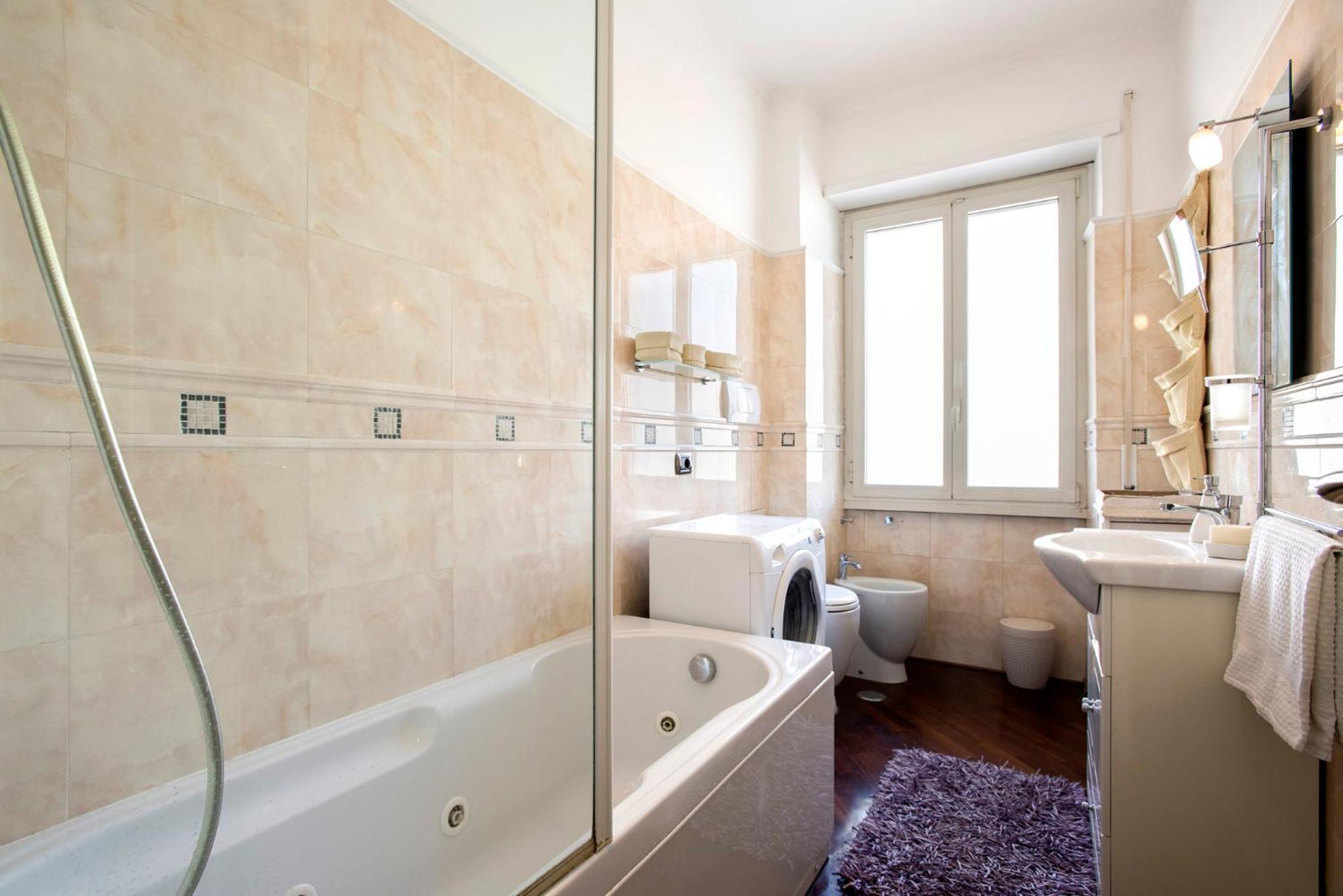 A Poche Fermate Dal Centro - Design Home Rome Bagian luar foto